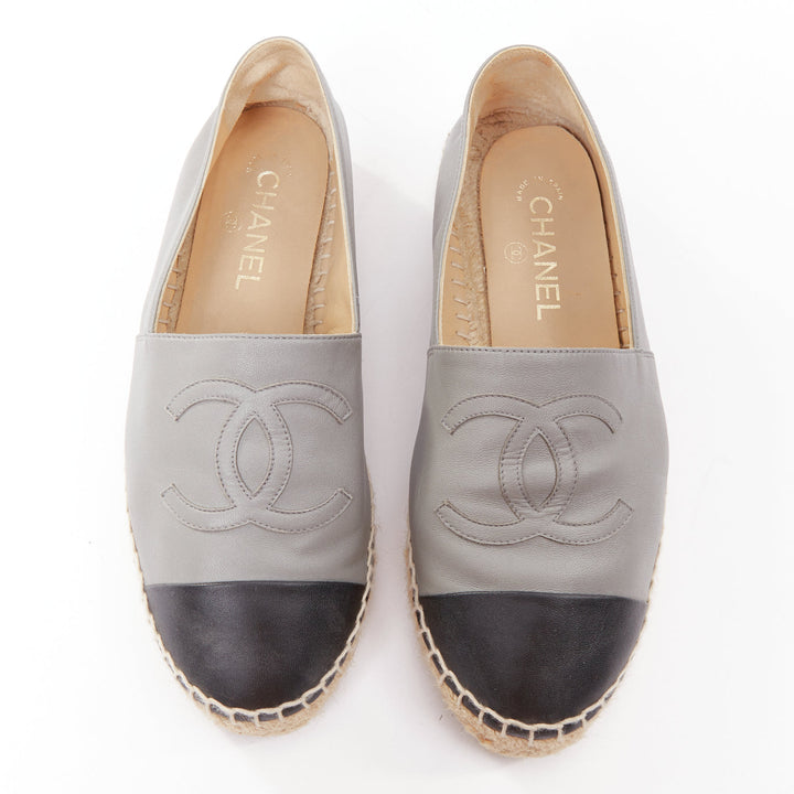CHANEL bicolor grey lambskin leather black cap toes CC espadrilles shoes EU39