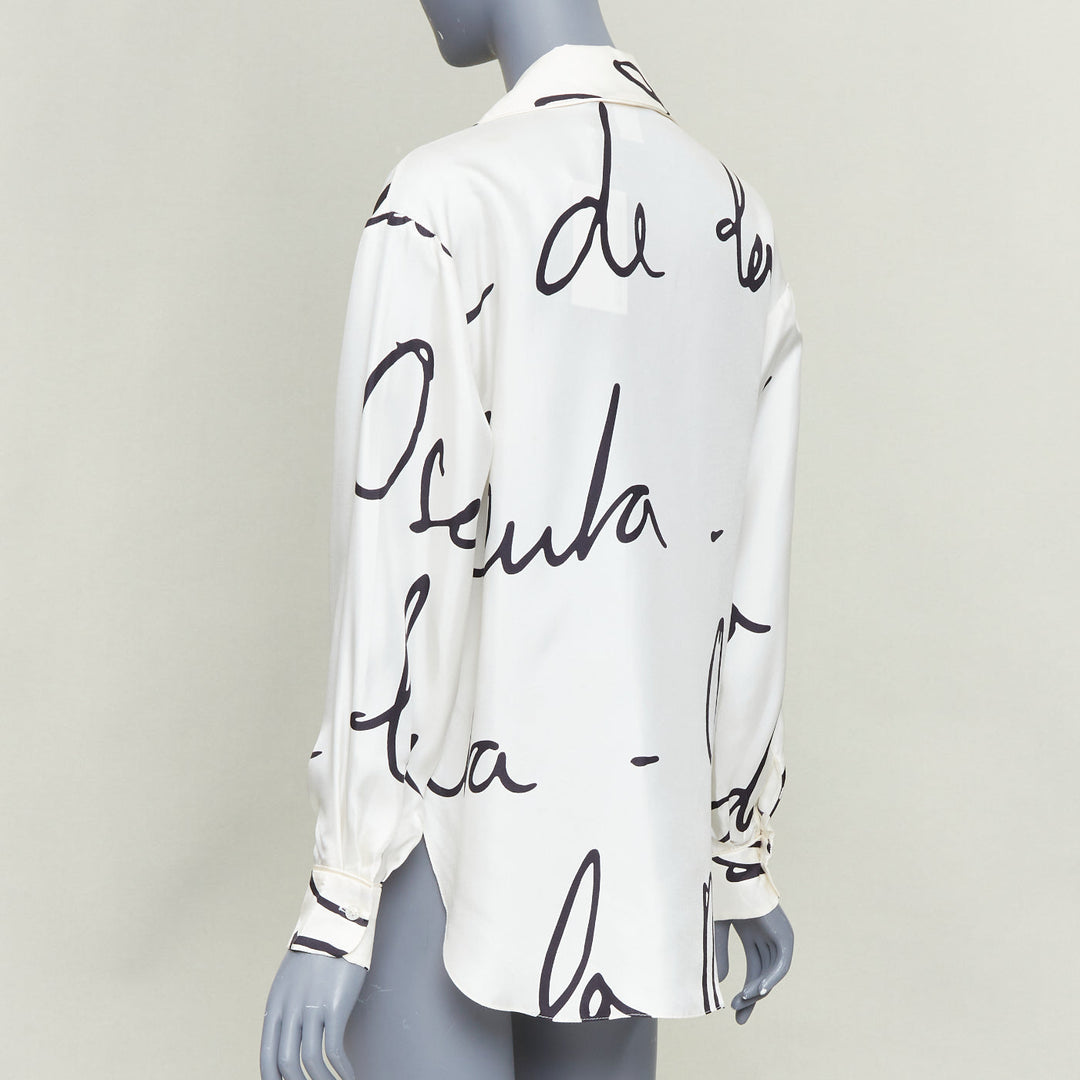 OSCAR DE LA RENTA C21 Runway black cursive script print white silk shirt top XS