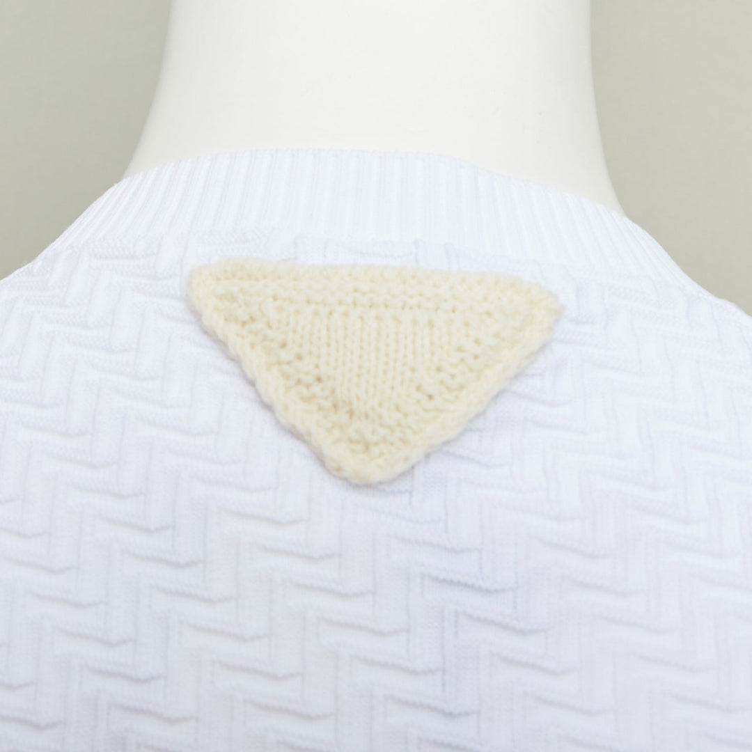 PRADA white zigzag micro texture geometric long sleeve crewneck sweater IT48 M