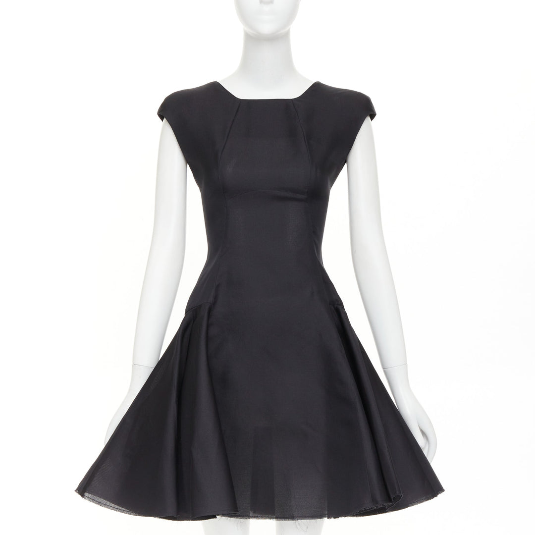 VICTORIA BECKHAM black tailored cap sleeve structured fit flare dress UK12 L