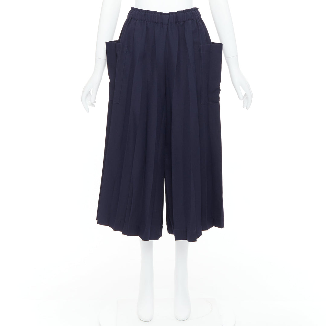 ISSEY MIYAKE ME navy pocketed pleated high waist culotte shorts