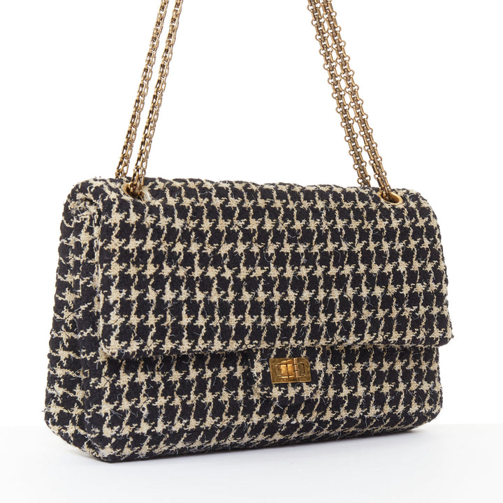 rare CHANEL 2015 Reissue 2.55 Brasserie Gabrielle houndstooth tweed flap bag