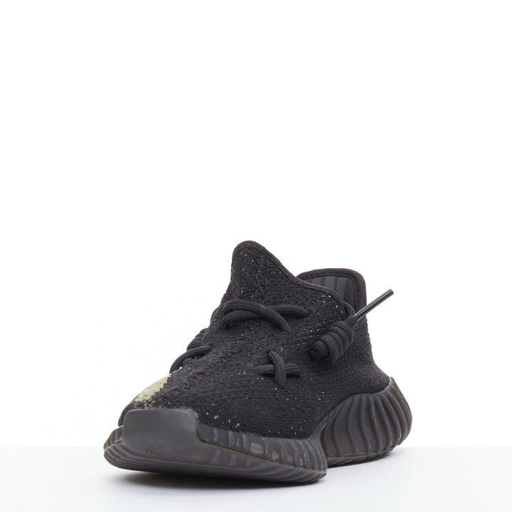 YEEZY ADIDAS Boost 350 V2 black olive green colorblock low top sneakers US4.5