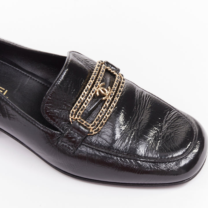 CHANEL 2025 black textured calfski gold CC chain link mocassin loafer shoes EU37