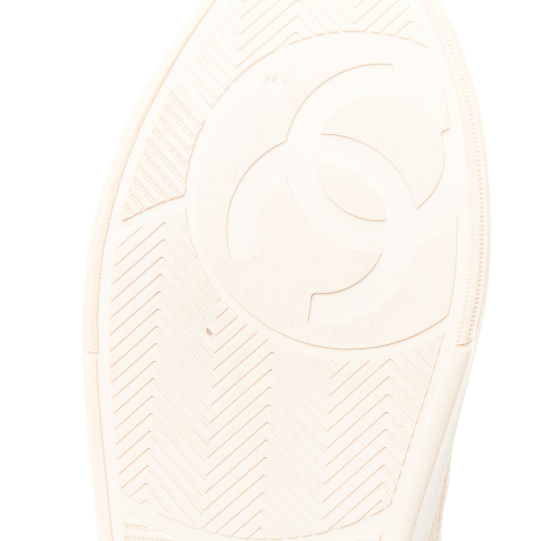 CHANEL 24C CC Canvas Sport Trainer white beige CC quilted sneakers EU38
