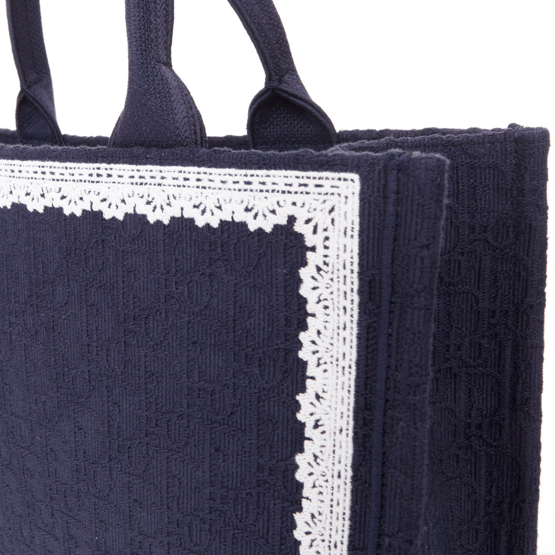 CHRISTIAN DIOR 2026 JW Anderson Medium Book Tote oblique lace Medaillon bag