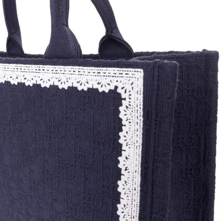 CHRISTIAN DIOR 2026 JW Anderson Medium Book Tote oblique lace Medaillon bag