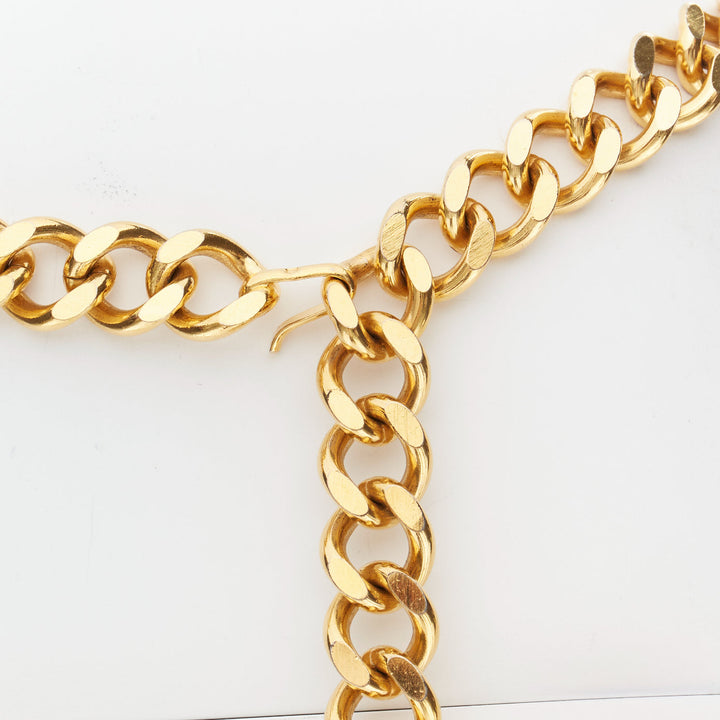 CHANEL1994 Vintage  gold plated CC ID plate 31 Rue Cambon coin chain belt