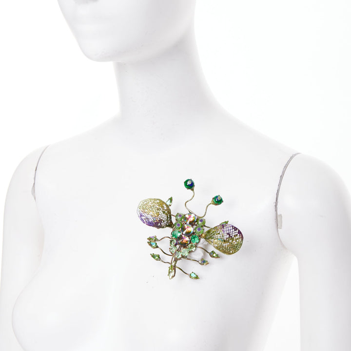 rare ON AURA TOUT VU 2013 Cosmic Beetle green crystal wing bug insect brooch