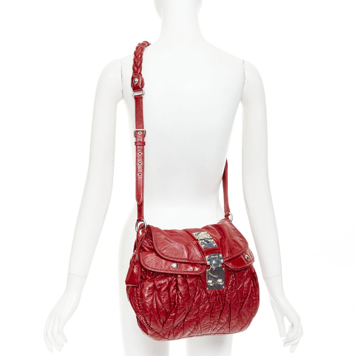 MIU MIU Coffer Hobo red Matelasse patent leather quilted crossbody bag
