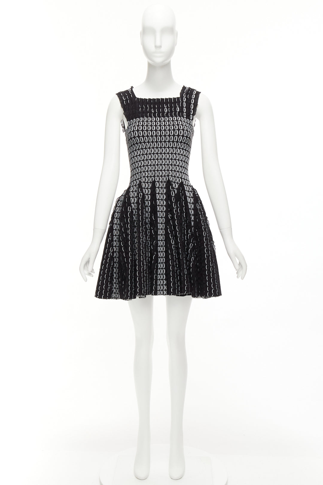 ALAIA black white scallop ruffle eyelet jacquard knitted fit flare dress FR36 S