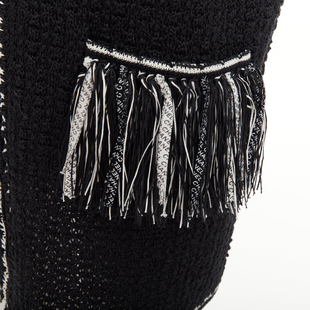 CHANEL 17P Runway ribbon trim fringe tweed sleeveless gilet vest jacket FR38 M
