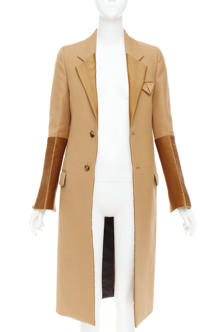BOTTEGA VENETA 2019 Runway camel brown satin trim leather belted  coat IT38 XS