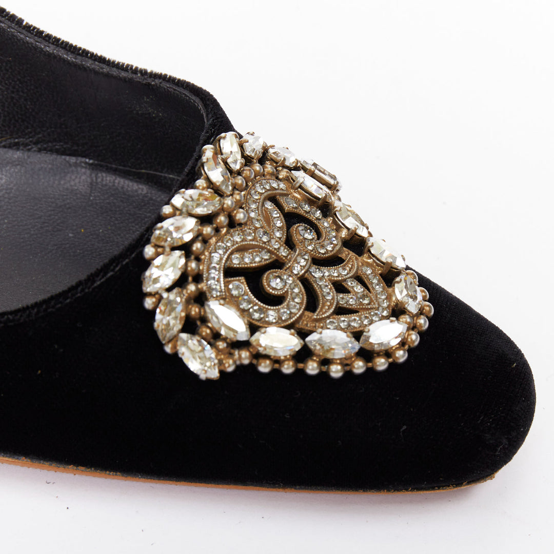 MANOLO BLAHNIK Okkato black velvet crysta jewell buckle pump EU39