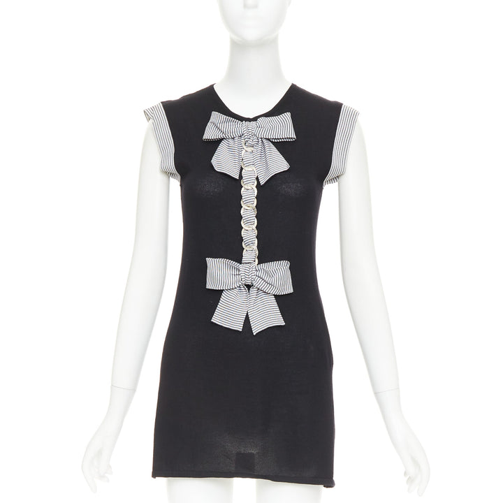 CHANEL 07P Runway black cashmere silk off white bow metal chain dress FR38 M