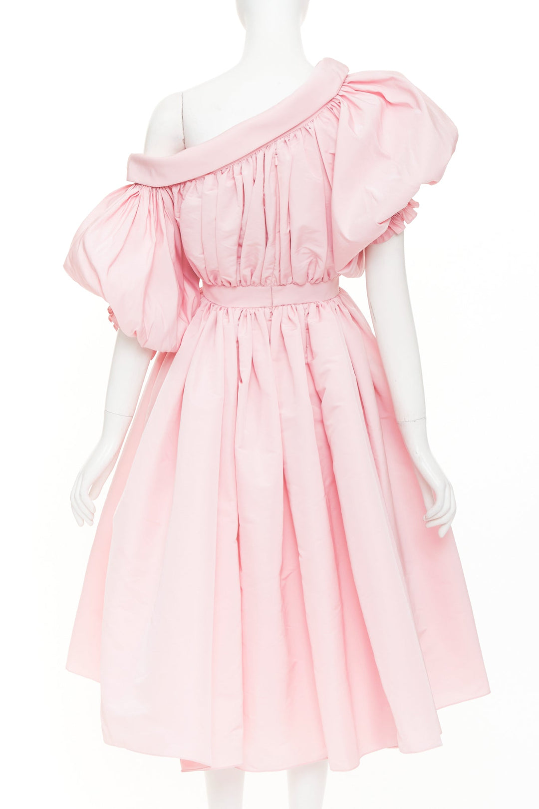 ALEXANDER MCQUEEN 2021 Runway pink anemone faille off shoulder dress IT38 XS