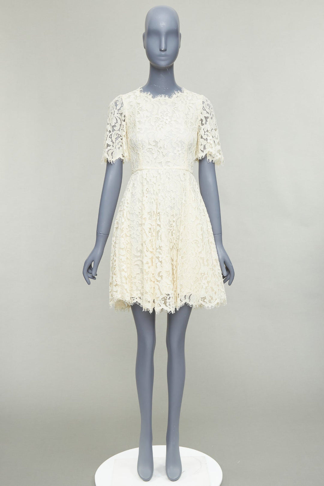 DOLCE GABBANA cream floral lace short sleeve silk lined dress IT40 S