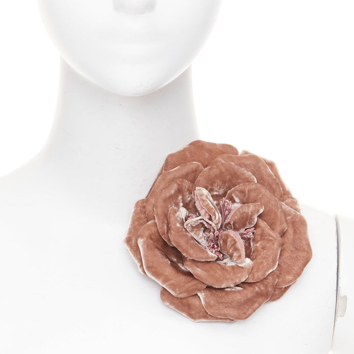 rare SAINT LAURENT 2022 Large Wild Rose flower pink crushed velvet pin brooch