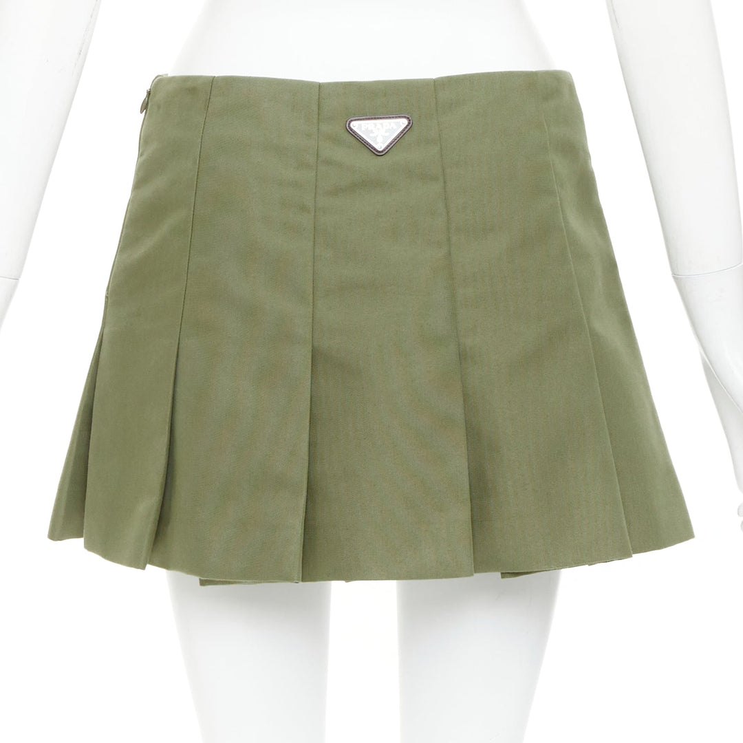PRADA 2023 khaki green nylon canvas triangle logo plate pleated skirt IT38 XS