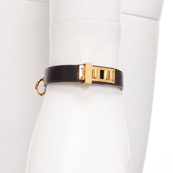 HERMES Mini Dog Anneaux gold ring black smooth leather lockette bracelet