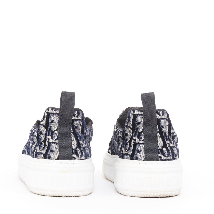 CHRISTIAN DIOR 2021 Solar deep blue velvet embroidered Oblique sneaker EU37.5