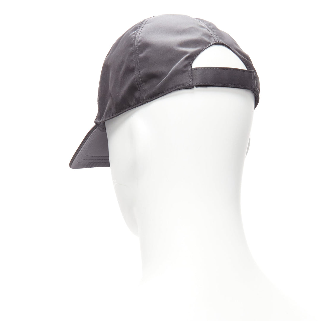 PRADA 2022 Re-Nylon black triangle plate magic tape cap hat L