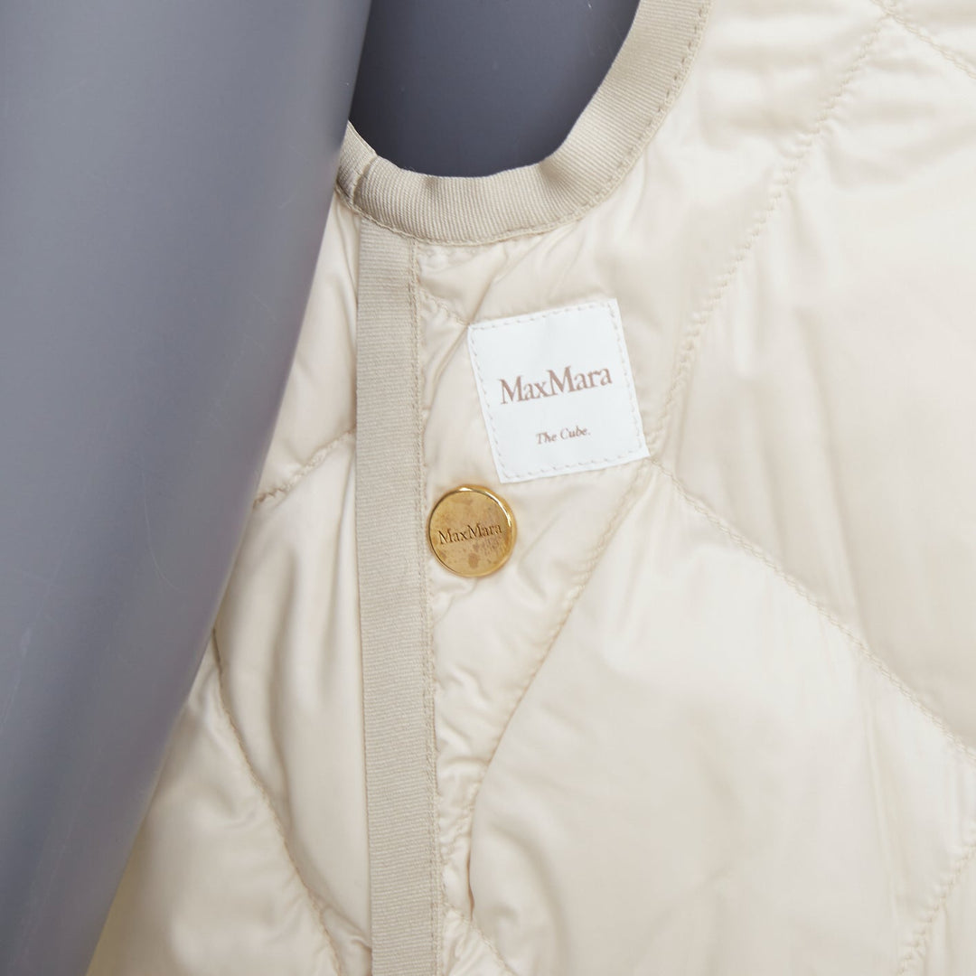MAX MARA 2023 THE CUBE Sisoft diamond quilted hooded light grey vest IT36 XXS