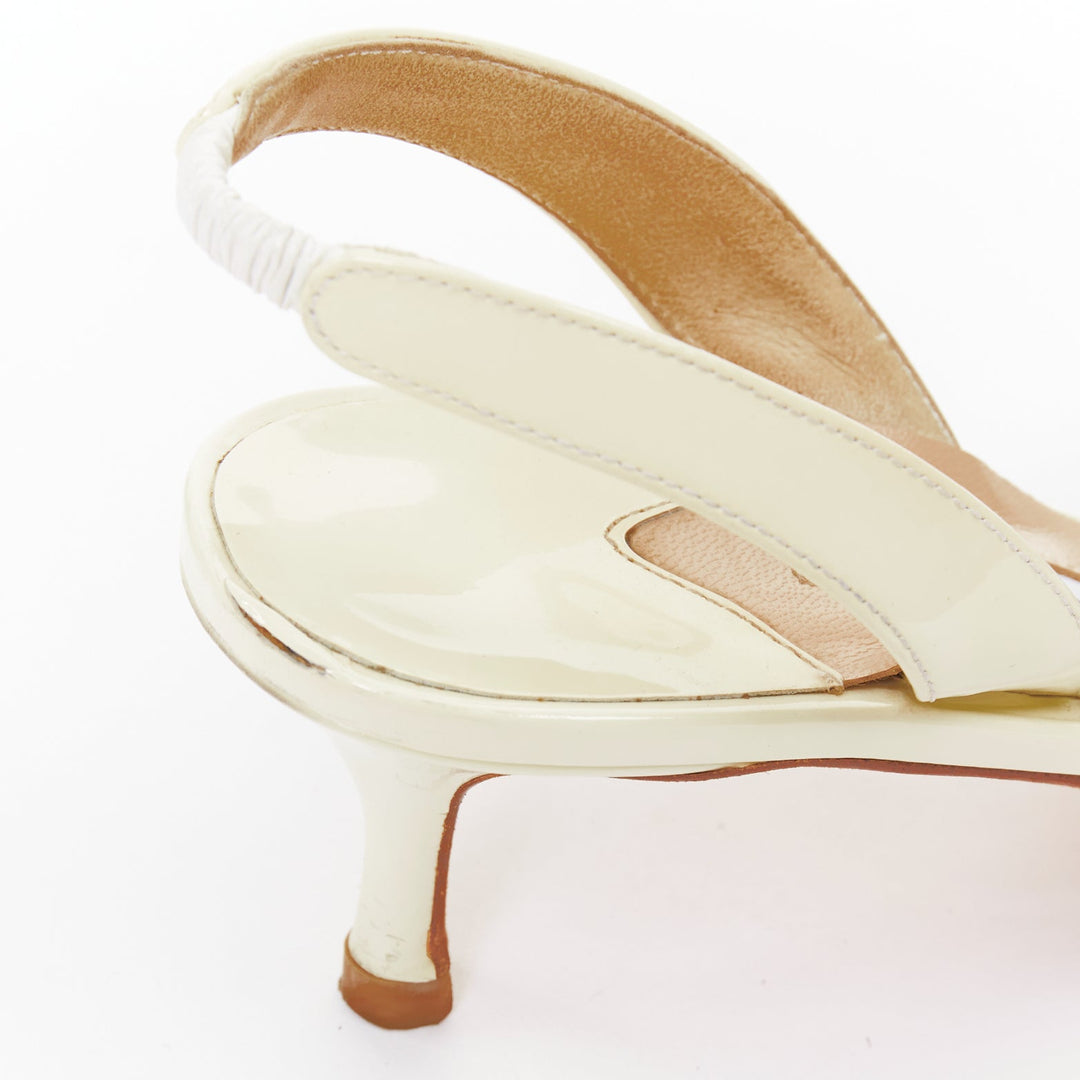 MANOLO BLAHNIK BB70 cream patent leather laser cut slingback kitten pump EU39