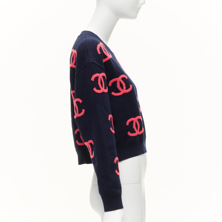 CHANEL 21P pink navy CC logo intarsia cashmere blend cropped sweater FR38 M