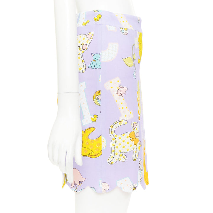 MOSCHINO COUTURE! 2022 Runway Calico Animals purple scallop mini skirt IT42 M