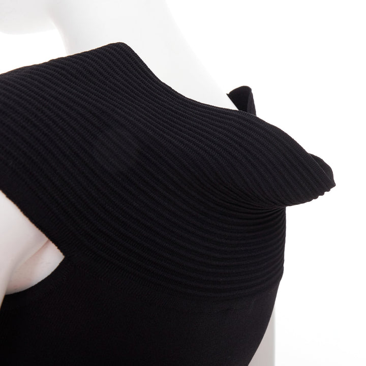 OSCAR DE LA RENTA R10 black viscose blend cowl neck short top S