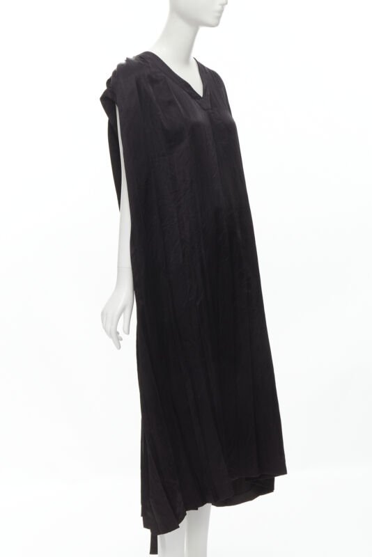 COMME DES GARCONS Vintage 1980s black triacetate V-neck pleated belted dress