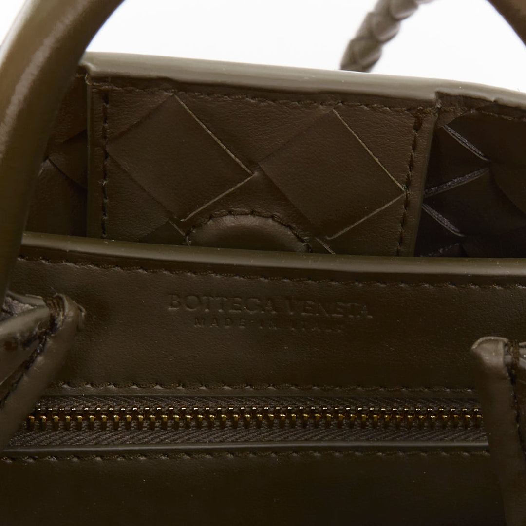 BOTTEGA VENETA Small Andiamo grey intrecciato suede gold knot tote bag
