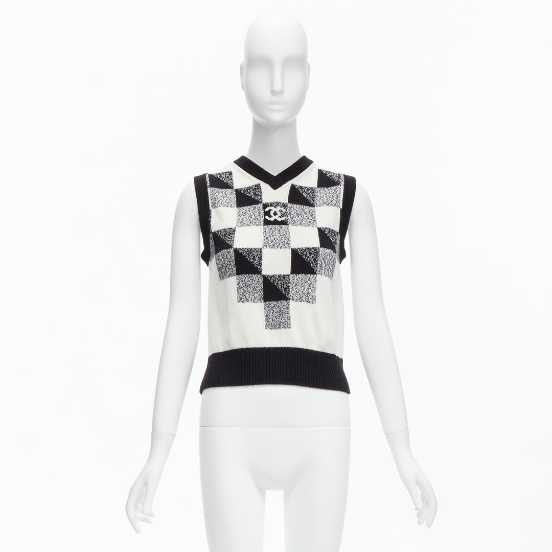 CHANEL 100% cashmere black white graphic check CC logo sweater vest FR36 S