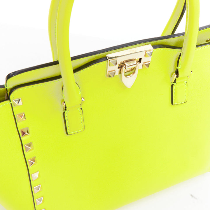 VALENTINO Rockstud neon yellow leather pyramid stud tote bag