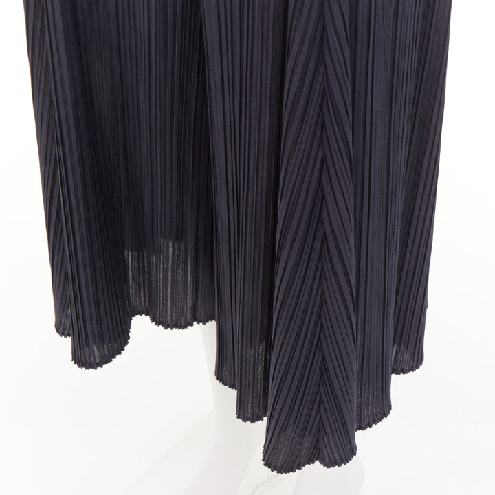 ISSEY MIYAKE Pleats Please black plisse ruched semi-sheer culotte shorts JP2 M