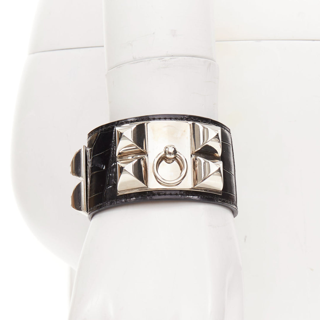 HERMES Collier de Chien CDC black glossy scaled leather palladium cuff bracelet