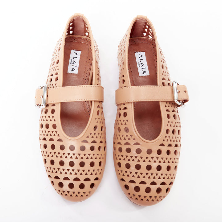 ALAIA Vienne tan leather cut out buckle maryjane ballerina flats EU37