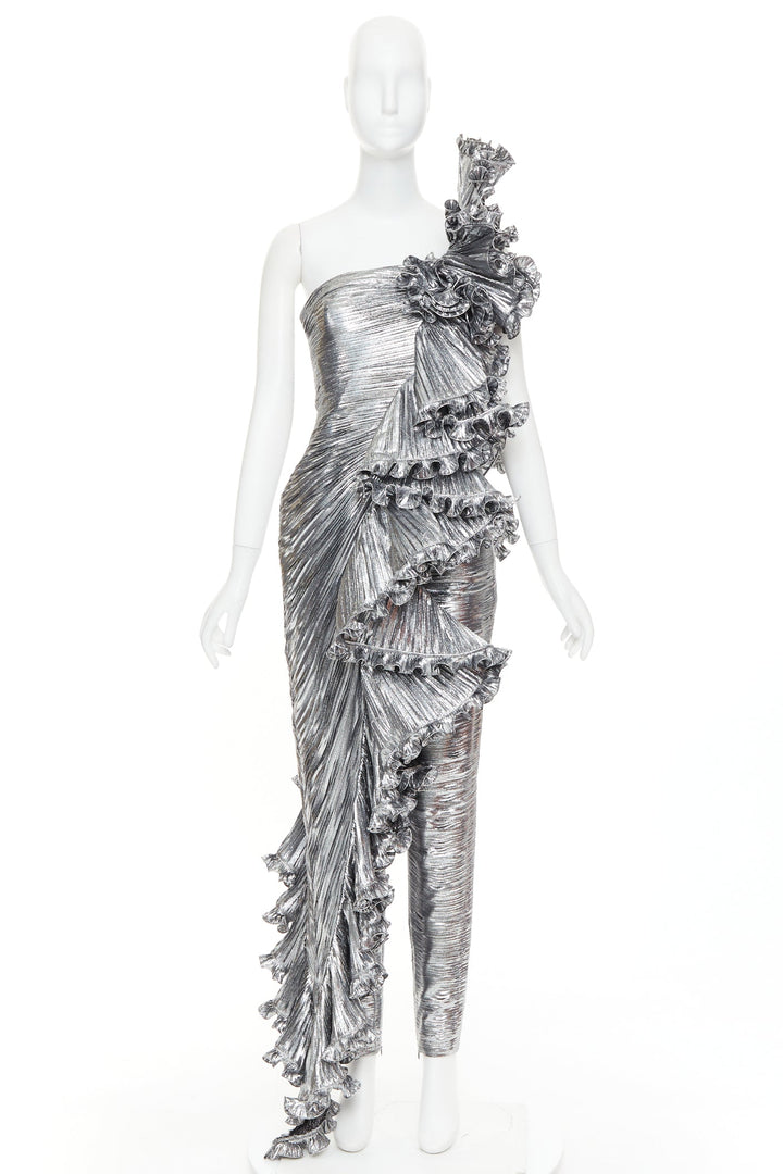 ALEXANDRE VAUTHIER COUTURE AW2023 Runway silver ruffle one shoulder top pant set