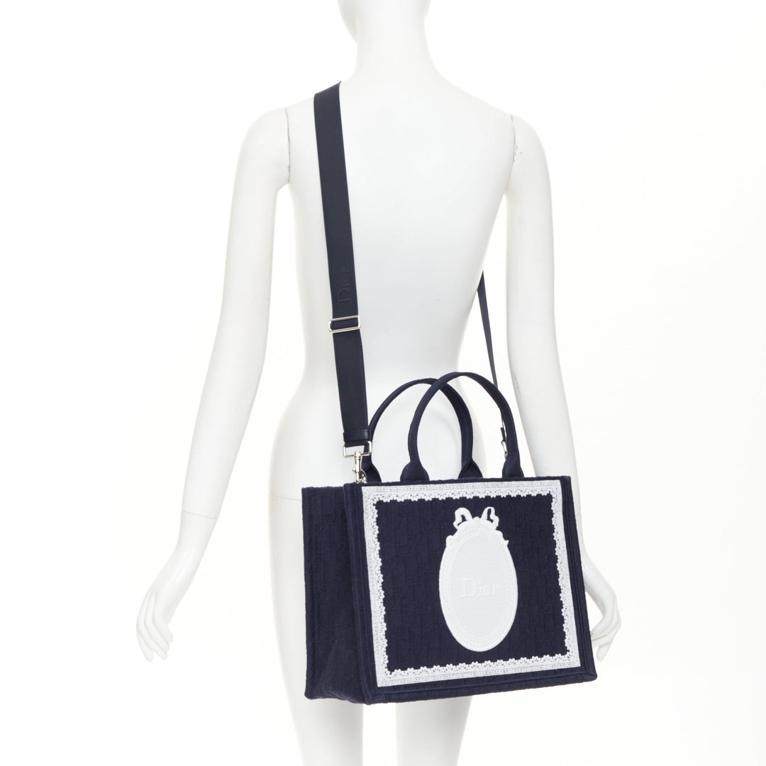CHRISTIAN DIOR 2026 JW Anderson Medium Book Tote oblique lace Medaillon bag