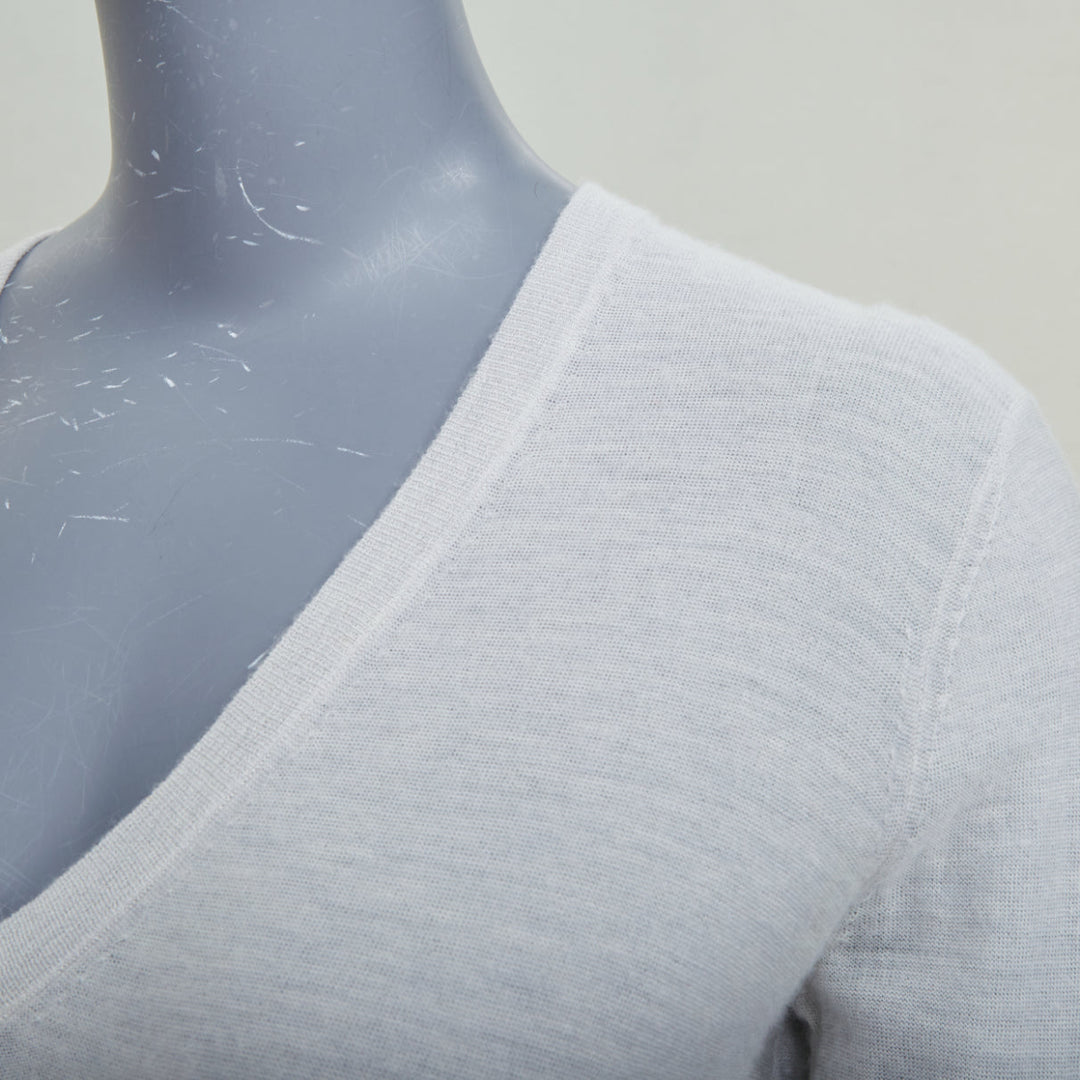 JOSEPH light grey fine knit cashmere V-neck pullover sweater XS