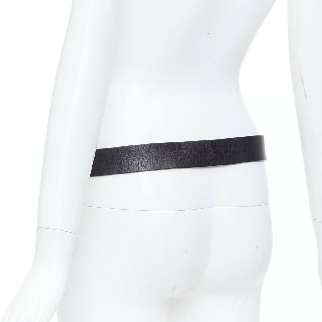 CHLOE 2011 dual peg dual gold plate accent smooth leather adjustable belt S