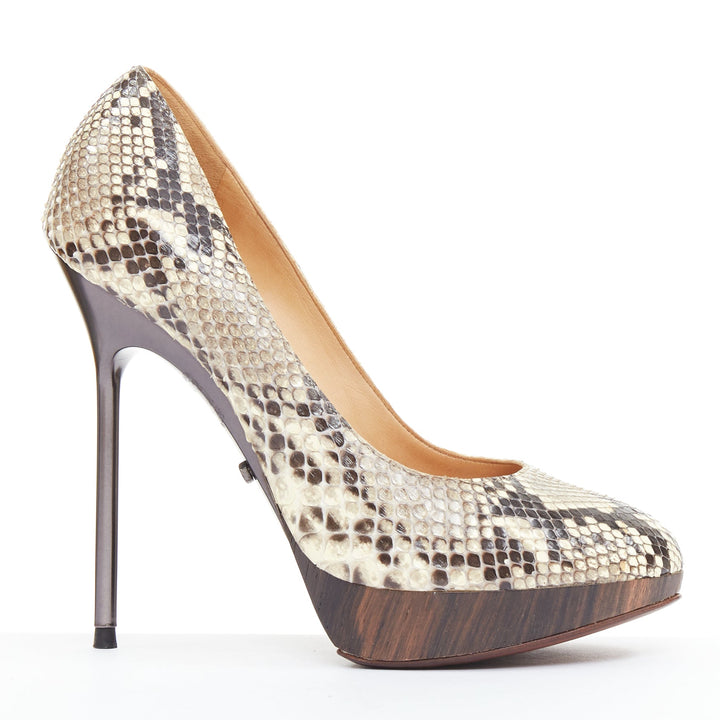 LANVIN 2011 beige scaled leather brown wood platform pumps EU36.5