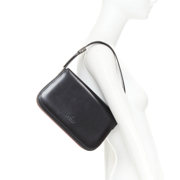 GUCCI Vintage black smooth leather green red web structured underarm bag