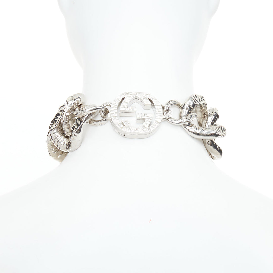 rare GUCCI 2023 Runway GG logo textured silver tone brass curb chain necklace