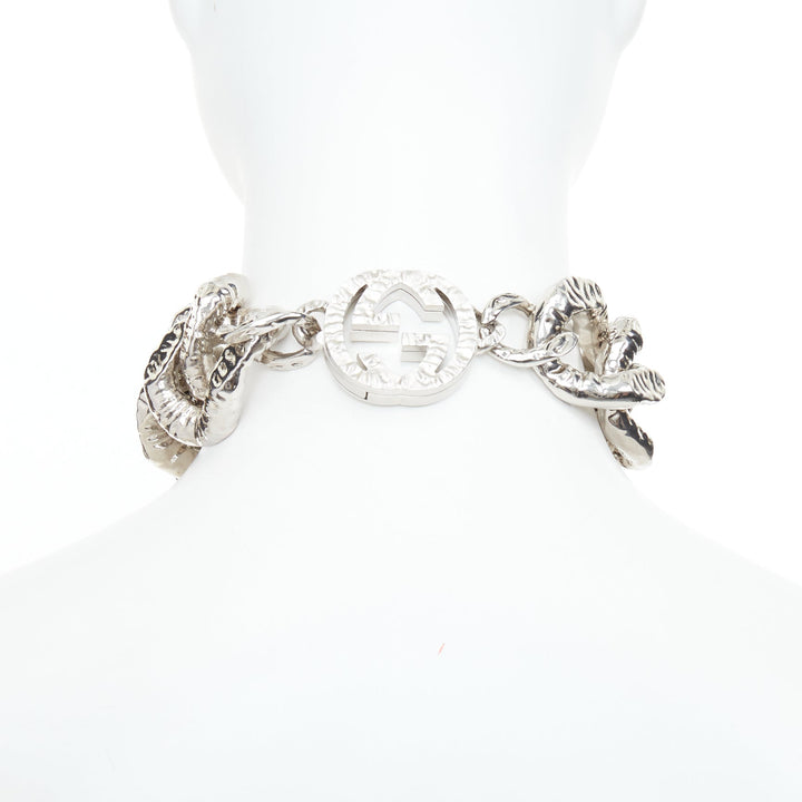 rare GUCCI 2023 Runway GG logo textured silver tone brass curb chain necklace