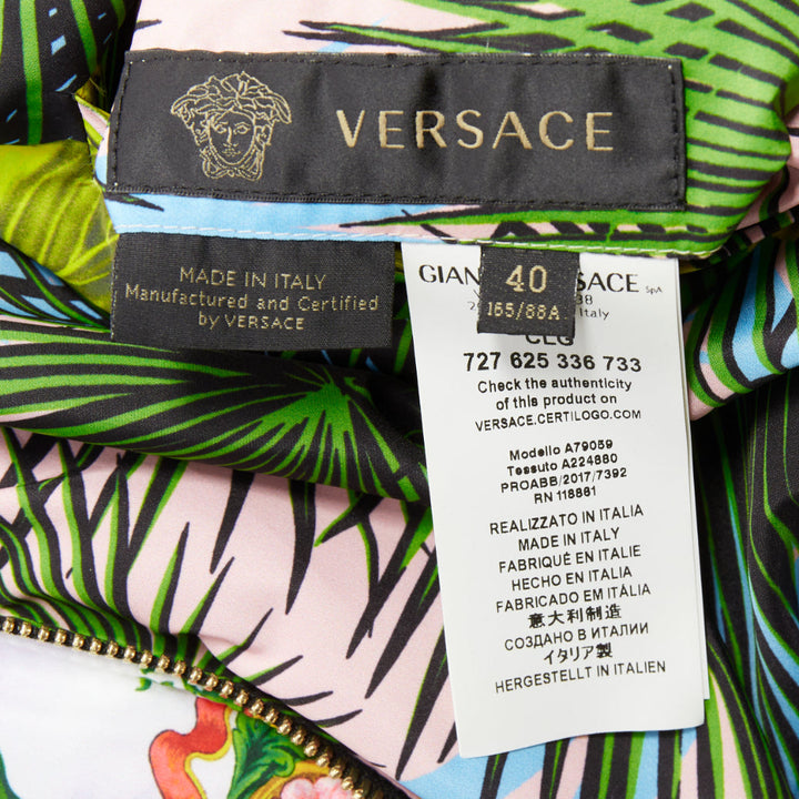 VERSACE 2018 Garden print Reversible lilac tropical print nylon jacket IT40 S