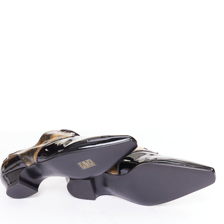 CHANEL 2018 Runway Forest Fairies black gold pointed square toe CC oxford EU38.5