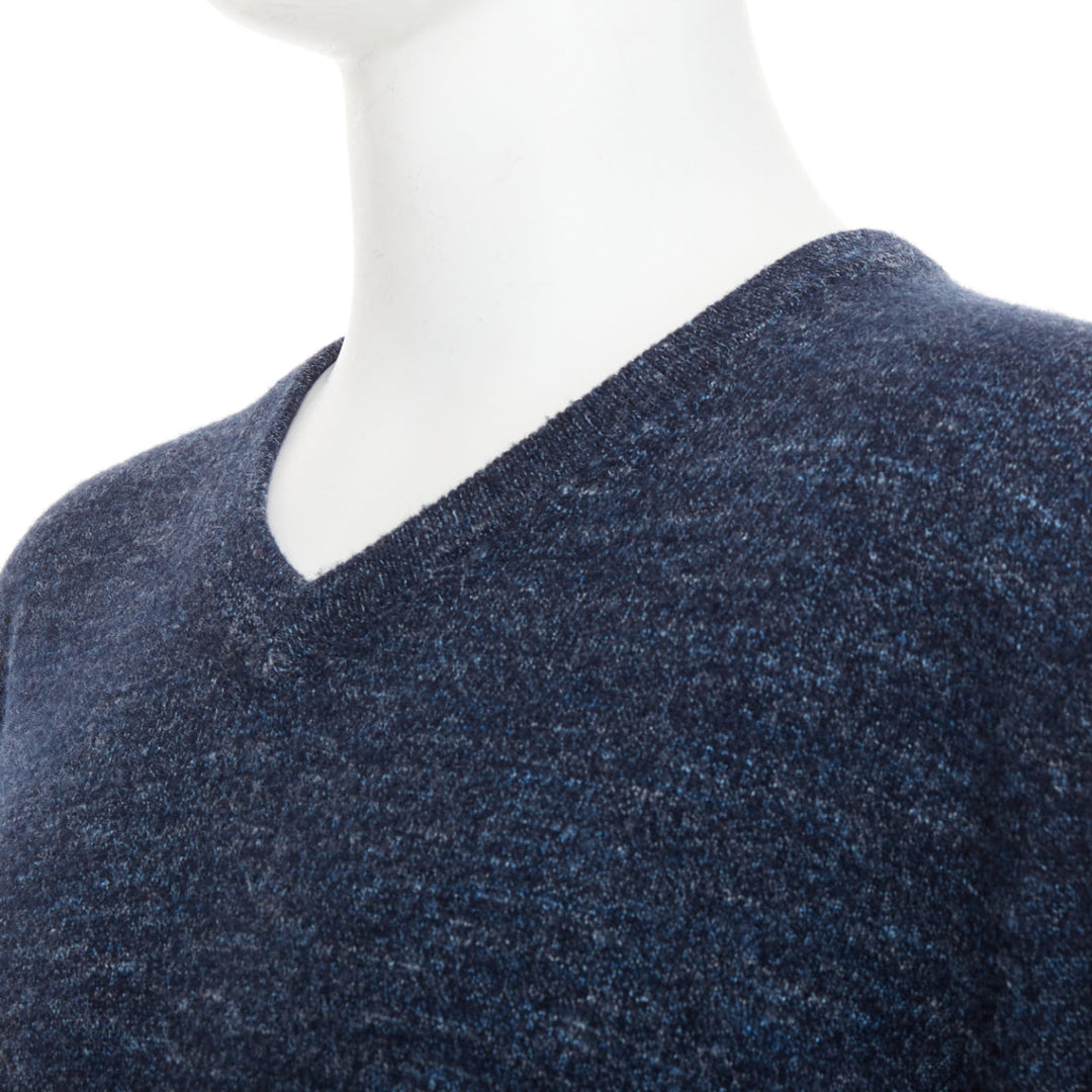 GUCCI navy wool silk cashmere melange V neck GG logo charm sweater L