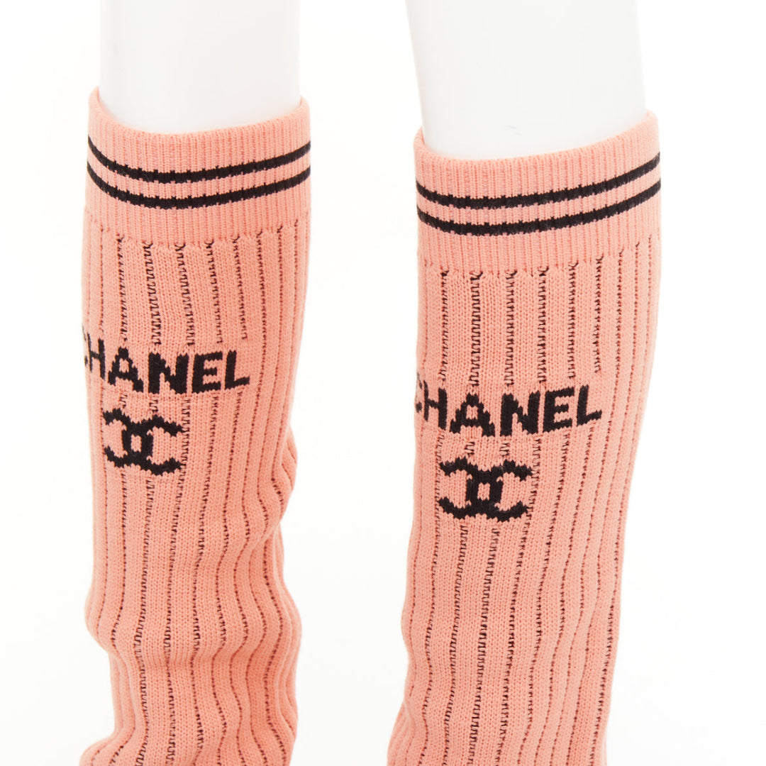 CHANEL 24C Runway CC logo pink black ribbed knit striped trim leg warmers OS